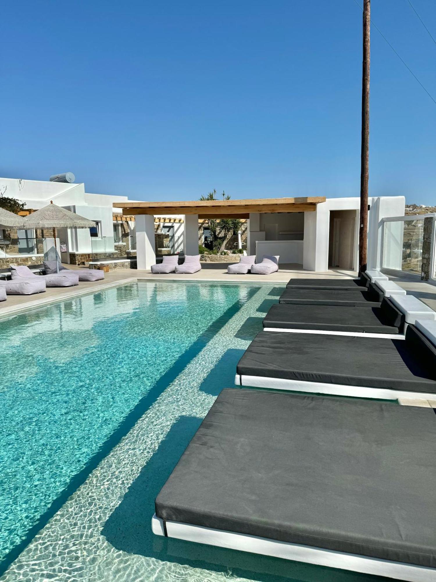 Crystal Suites Mykonos Town Екстер'єр фото