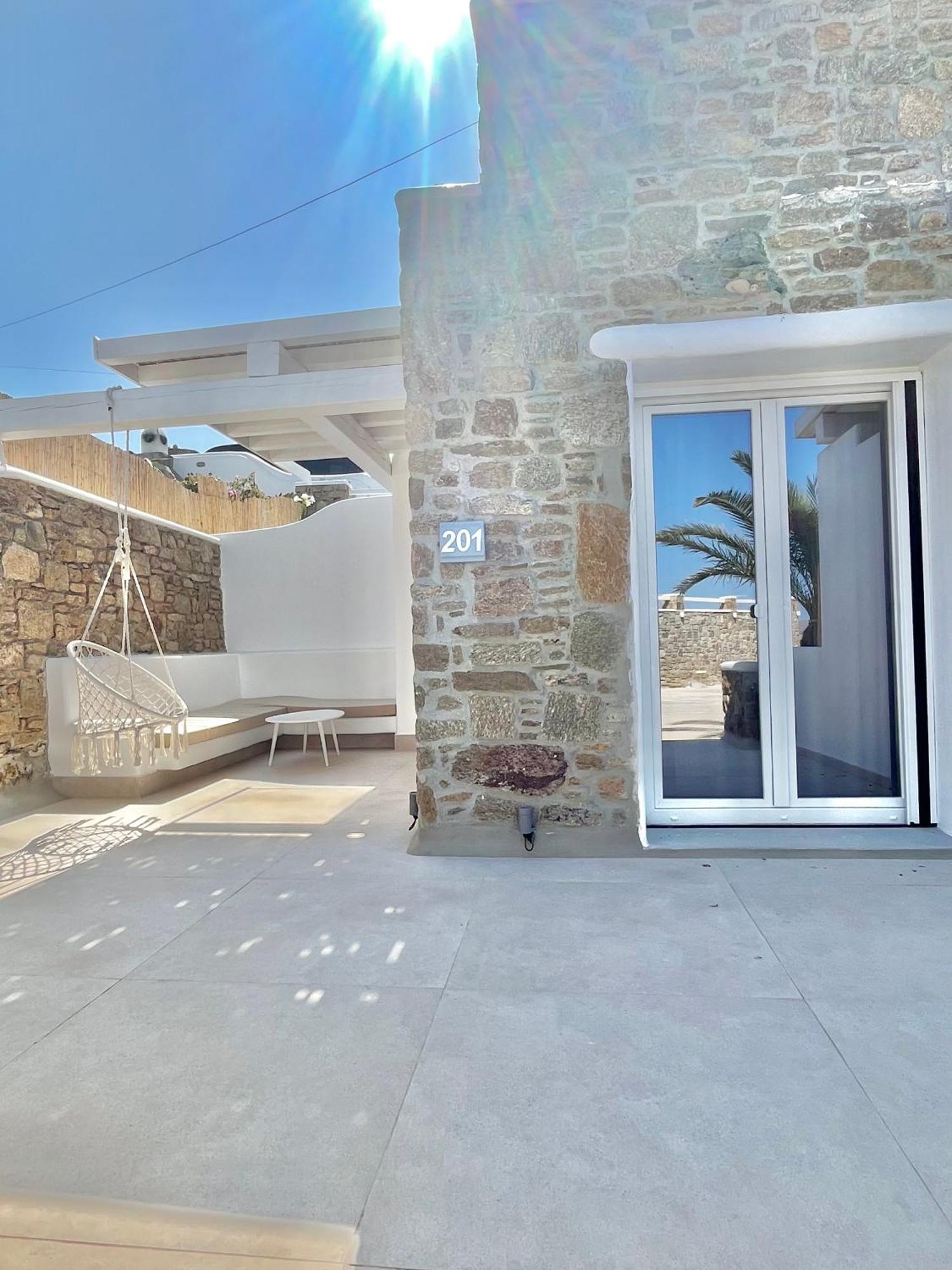 Crystal Suites Mykonos Town Екстер'єр фото